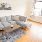 34Th Street Apartment