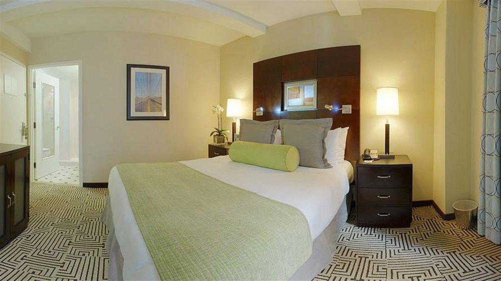 Khách sạn Aura Times Square Newly Renovated New York