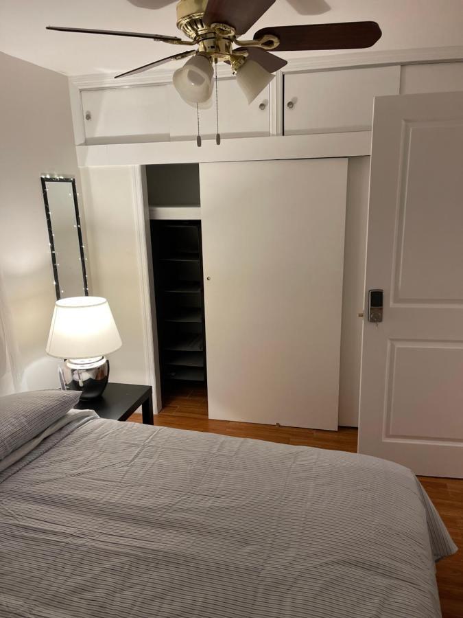 Hospedagem domiciliar Lovely And Comfort 10 Min Lga,20 Min Manhattan Nova York