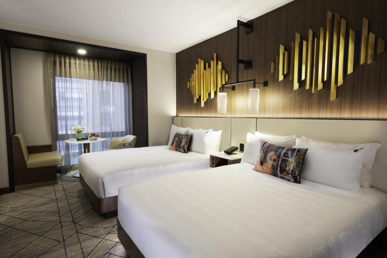 Hard Rock Khách sạn 4*