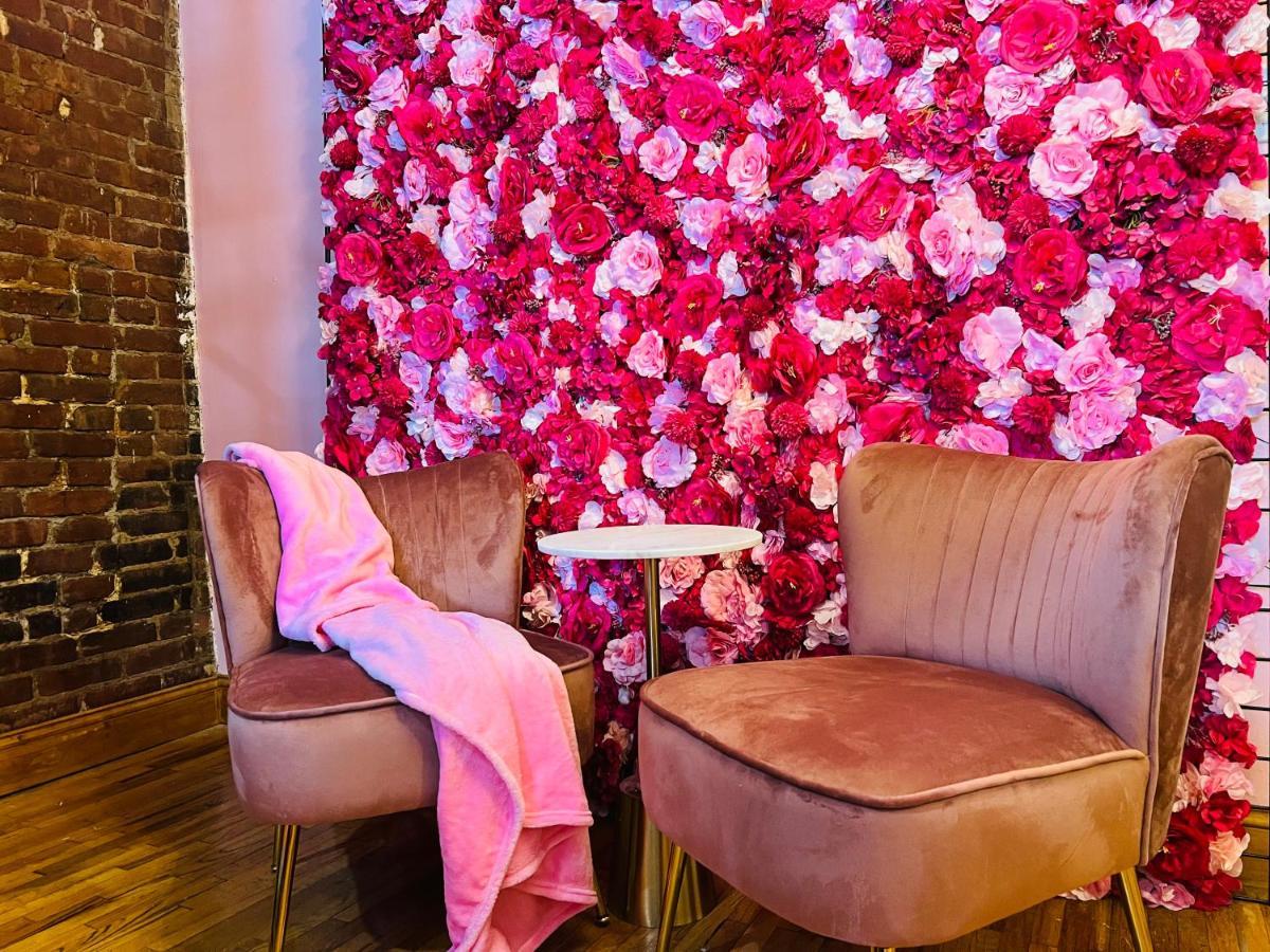 Căn hộ Pink Paradise Pavilion: Nyc Most Insta-worthy Spot