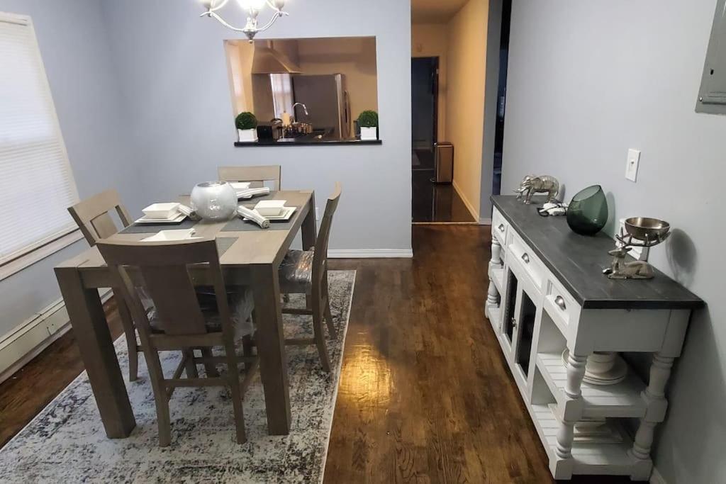 Quiet 3 Bedroom In Private Apartamento *