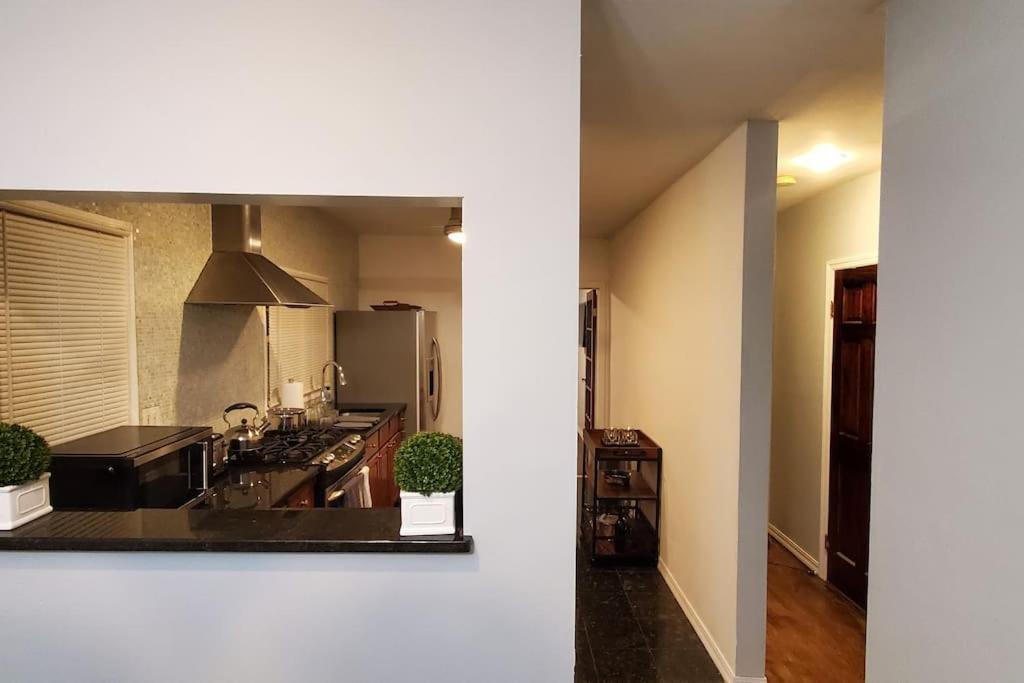 Quiet 3 Bedroom In Private Apartamento *