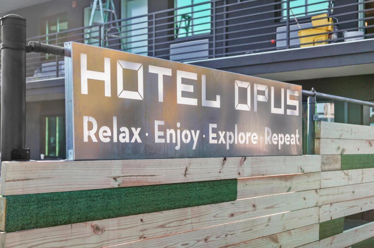 Opus Bronx Near Bay Plaza Mall Khách sạn 3*