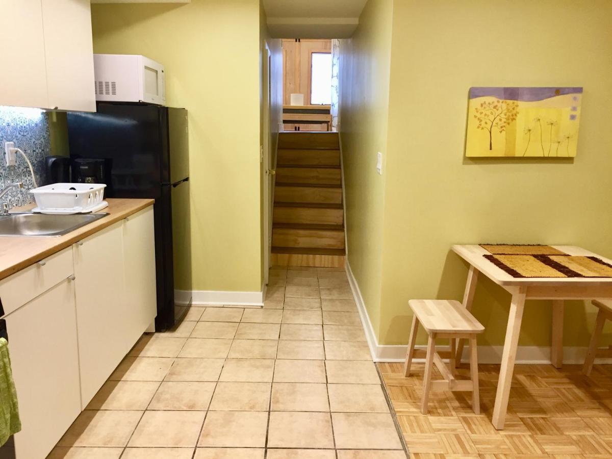 Cozy Multi-leveled Apartment! * Nova York