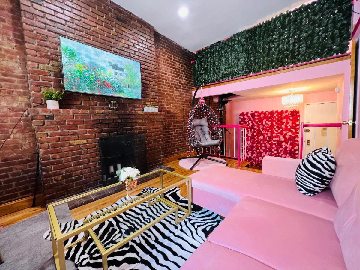 Căn hộ Pink Paradise Pavilion: Nyc Most Insta-worthy Spot *