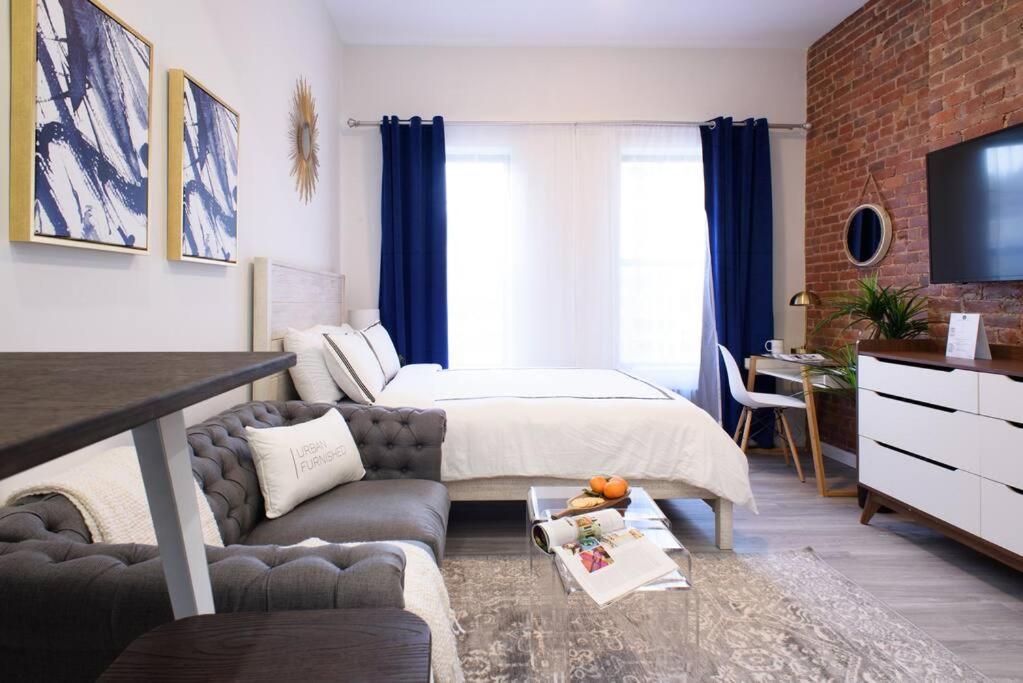 240-14 New Prime Location W&d In Unit * New York