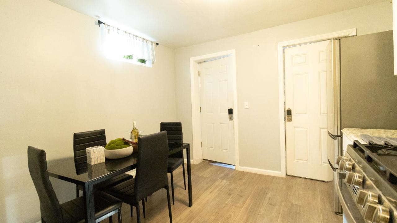 Cozy Shack 1 Bedroom Studio With Sofa And Full Kitchen In Elmhurst Ny Căn hộ