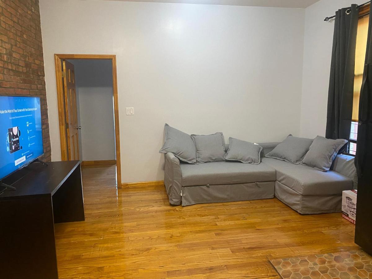 805 3r Apartment *