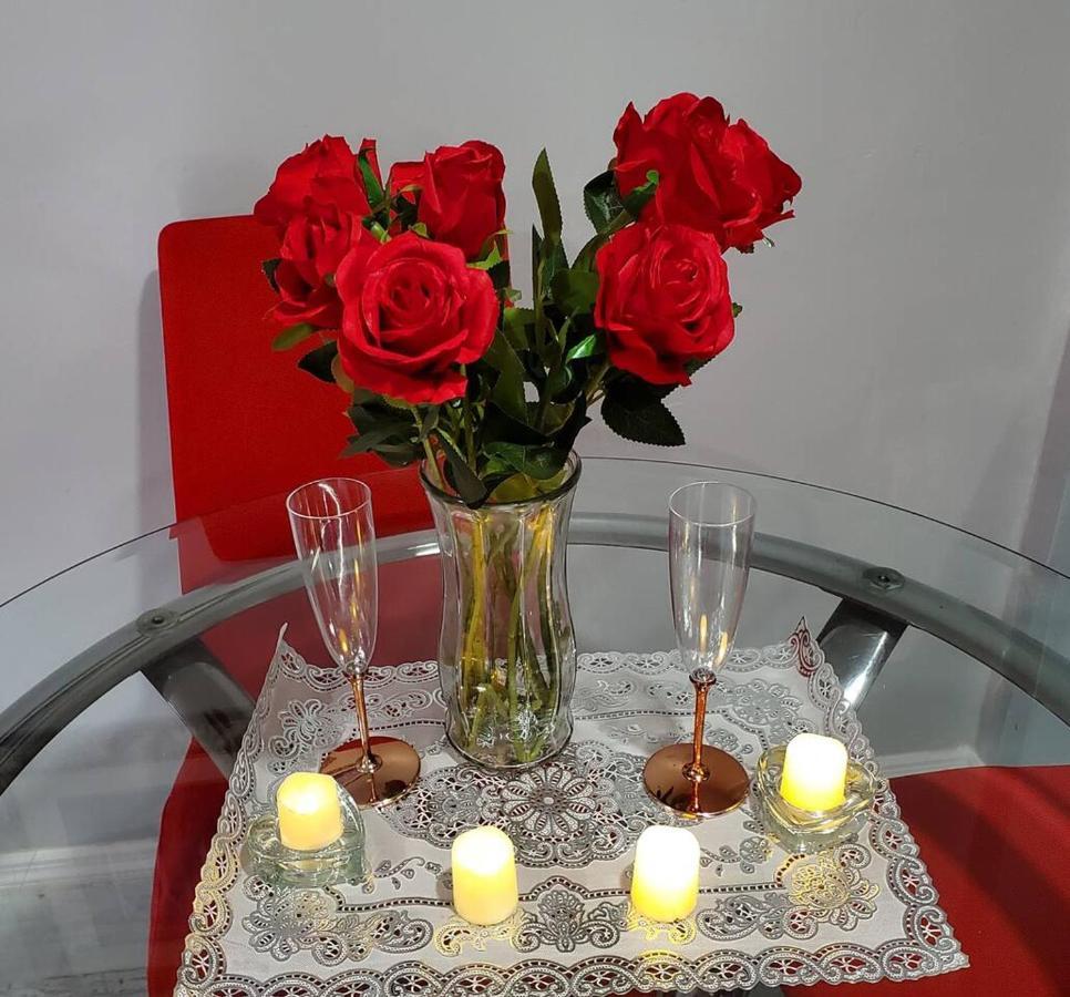 Lovely 2 Bedroom With 2 Entrance And Parking Căn hộ New York