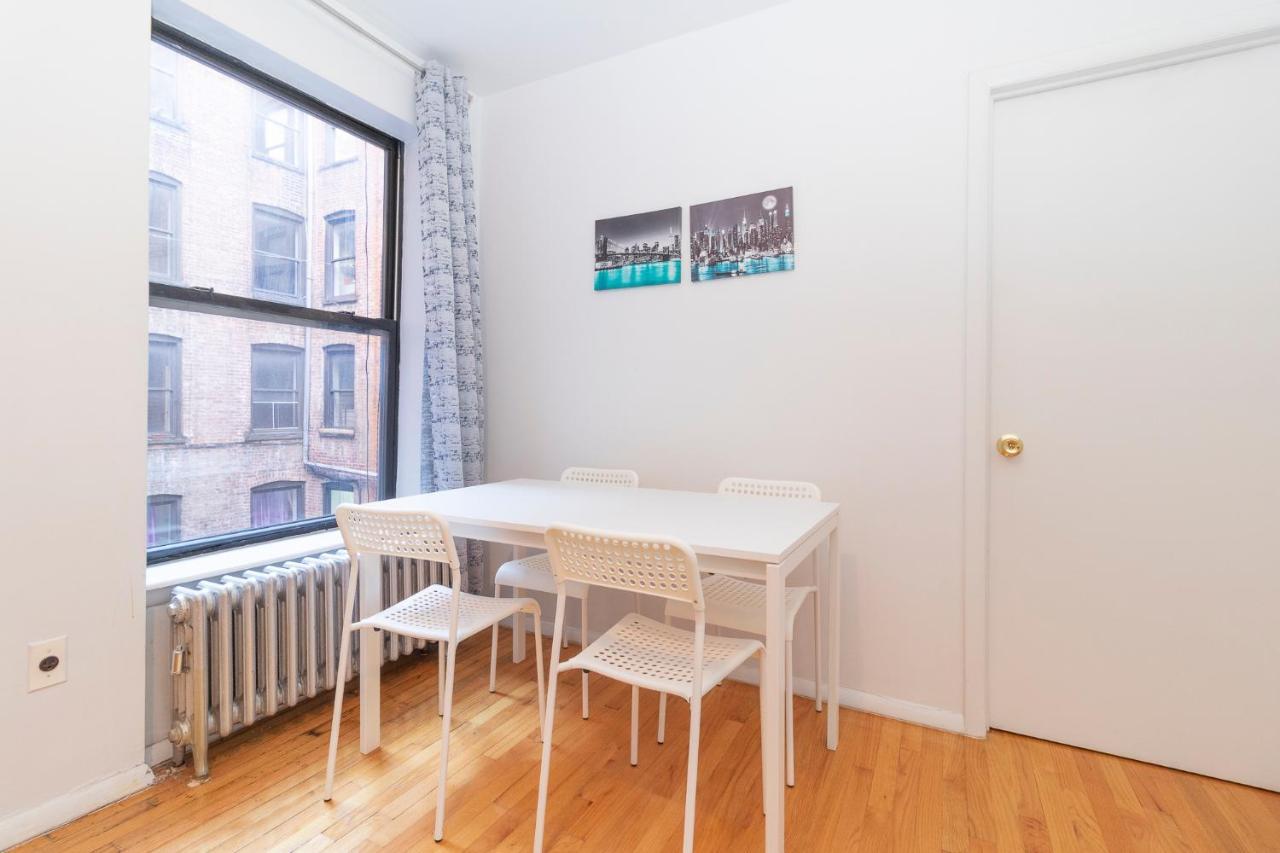 Căn hộ The Upper East Side Monthly