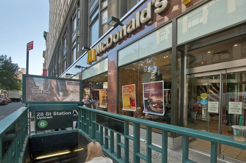 Mid Town East Street Next To Times Square Căn hộ *