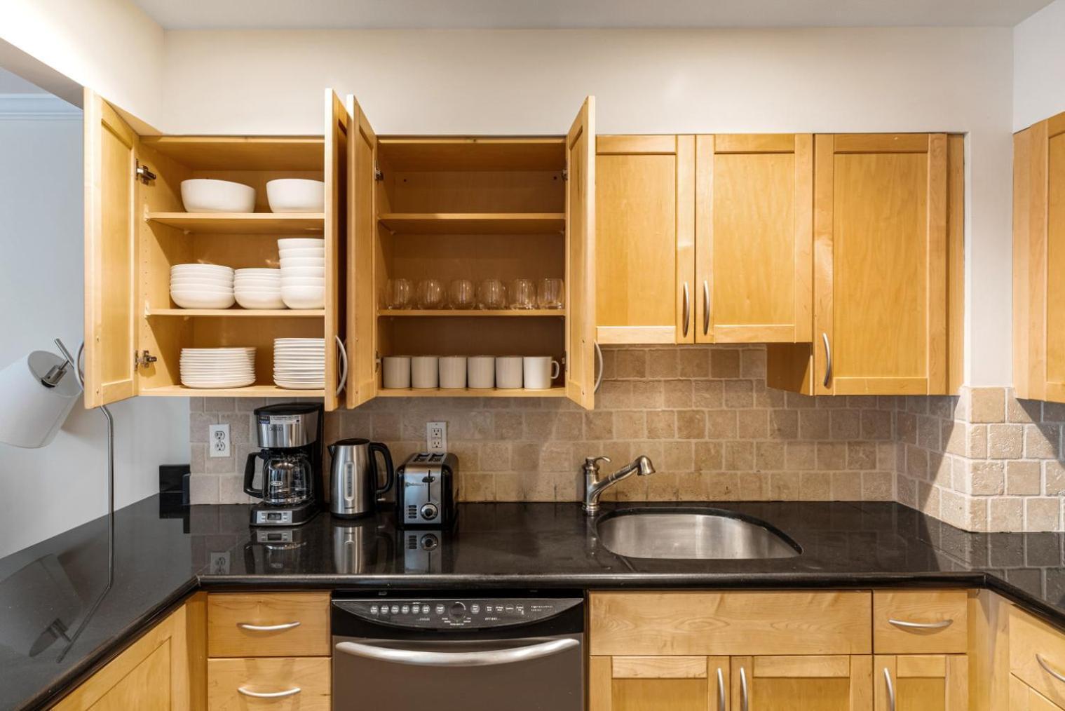 Nolita 2br W Elevator Roof Nr Little Italy Nyc-921 New York