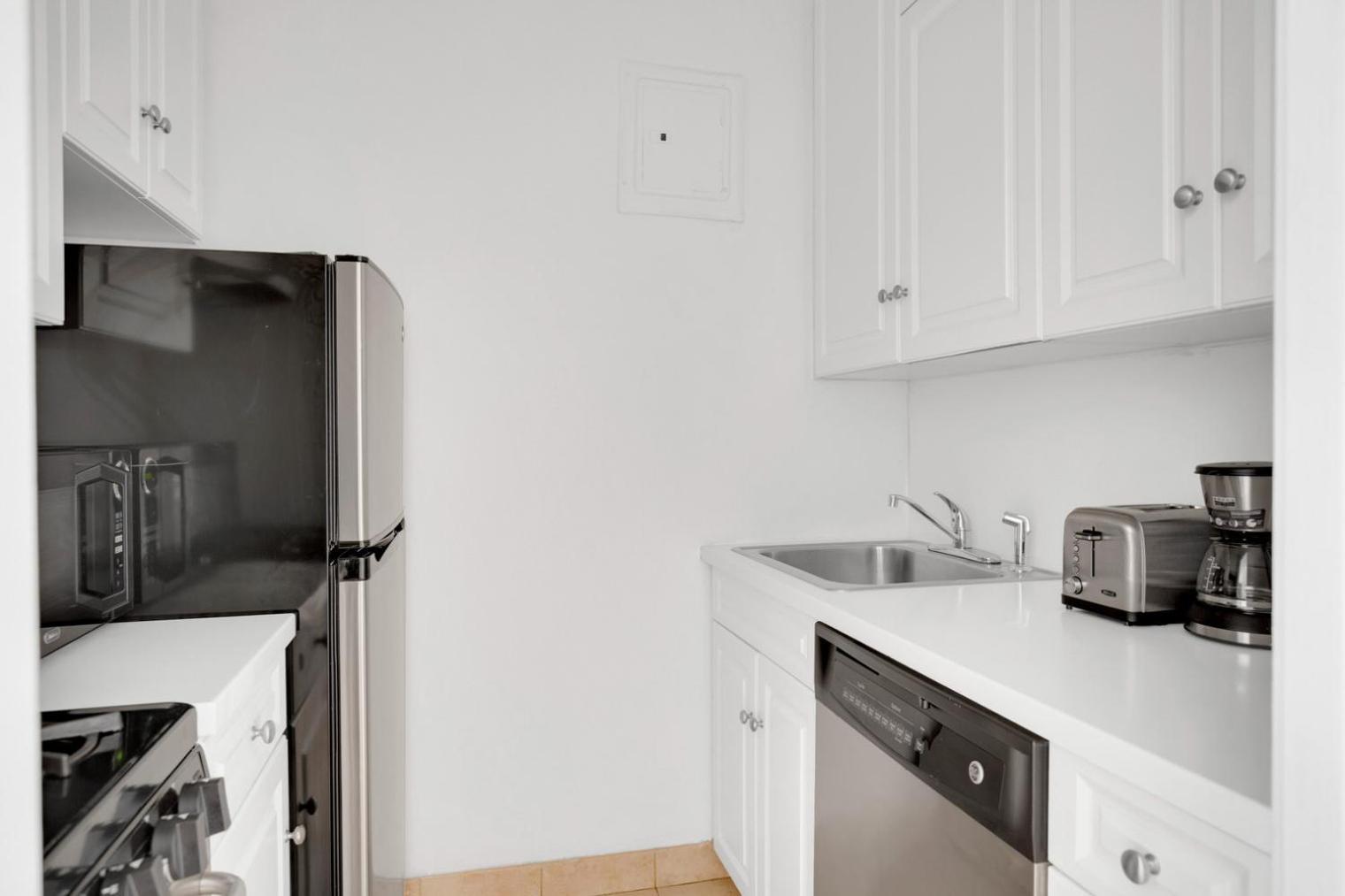 Apartment Midtown 1br W Gym Doorman Nr Grand Central Nyc-748 *