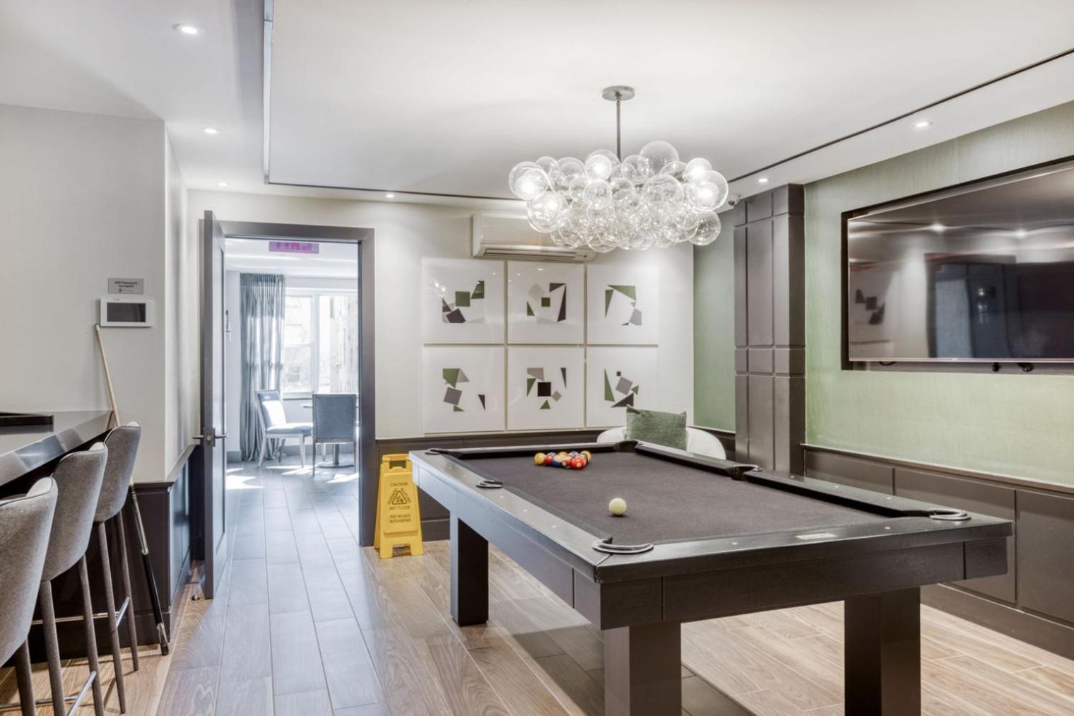 Midtown 1br W Gym Doorman Nr Grand Central Nyc-748 New York