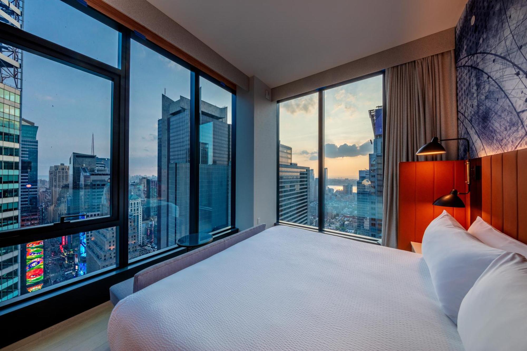 Tempo By Hilton Times Square Khách sạn 4*