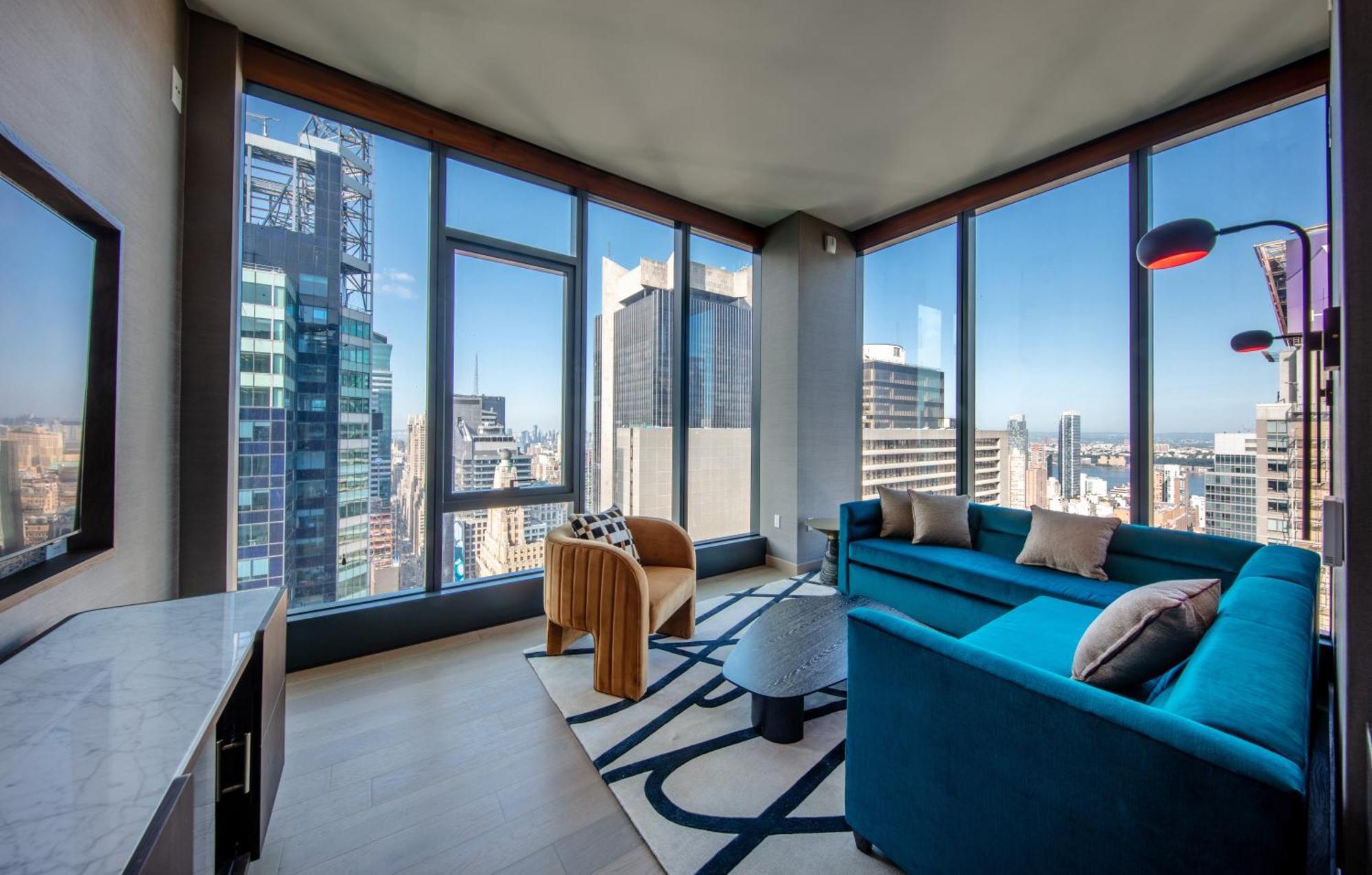 Tempo By Hilton Times Square Khách sạn 4*