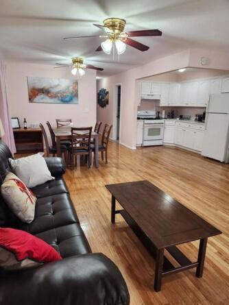Căn hộ Luxury Colorful 3 Bd Unit 1 10 Mins From Jfk *