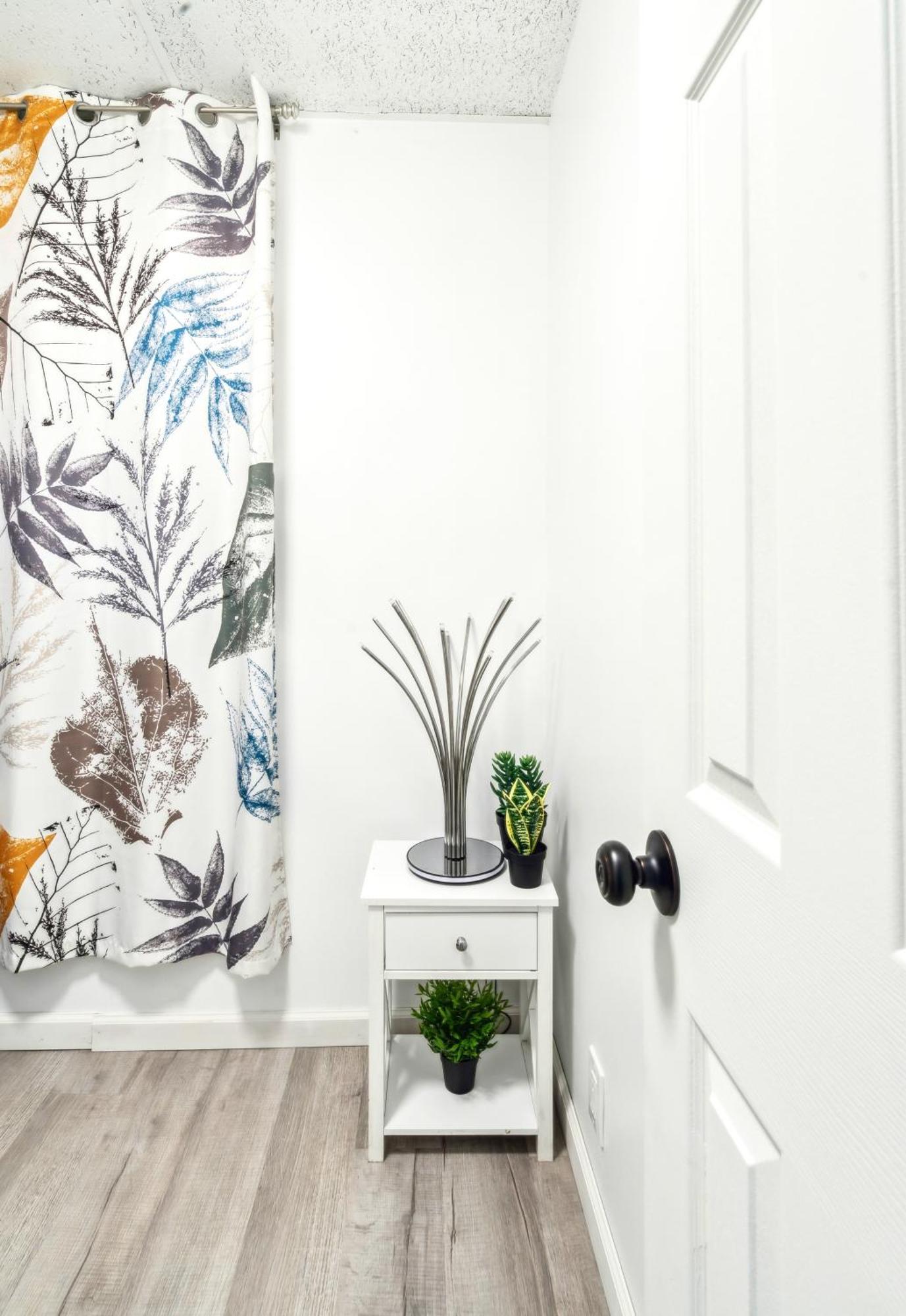 2 Bd Hidden Oasis In Lower Manhattan Apartment *