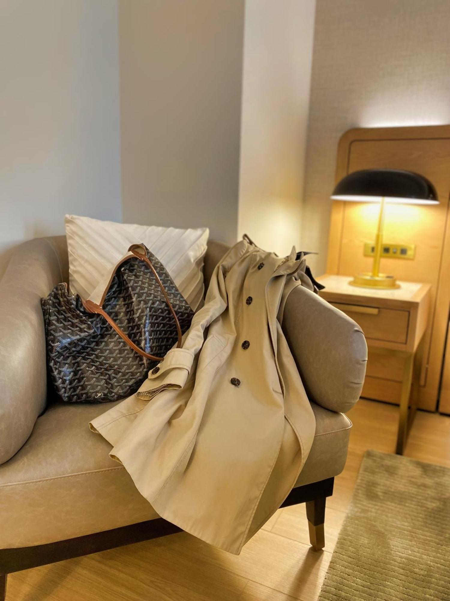 Aura Times Square Newly Renovated Khách sạn 4*