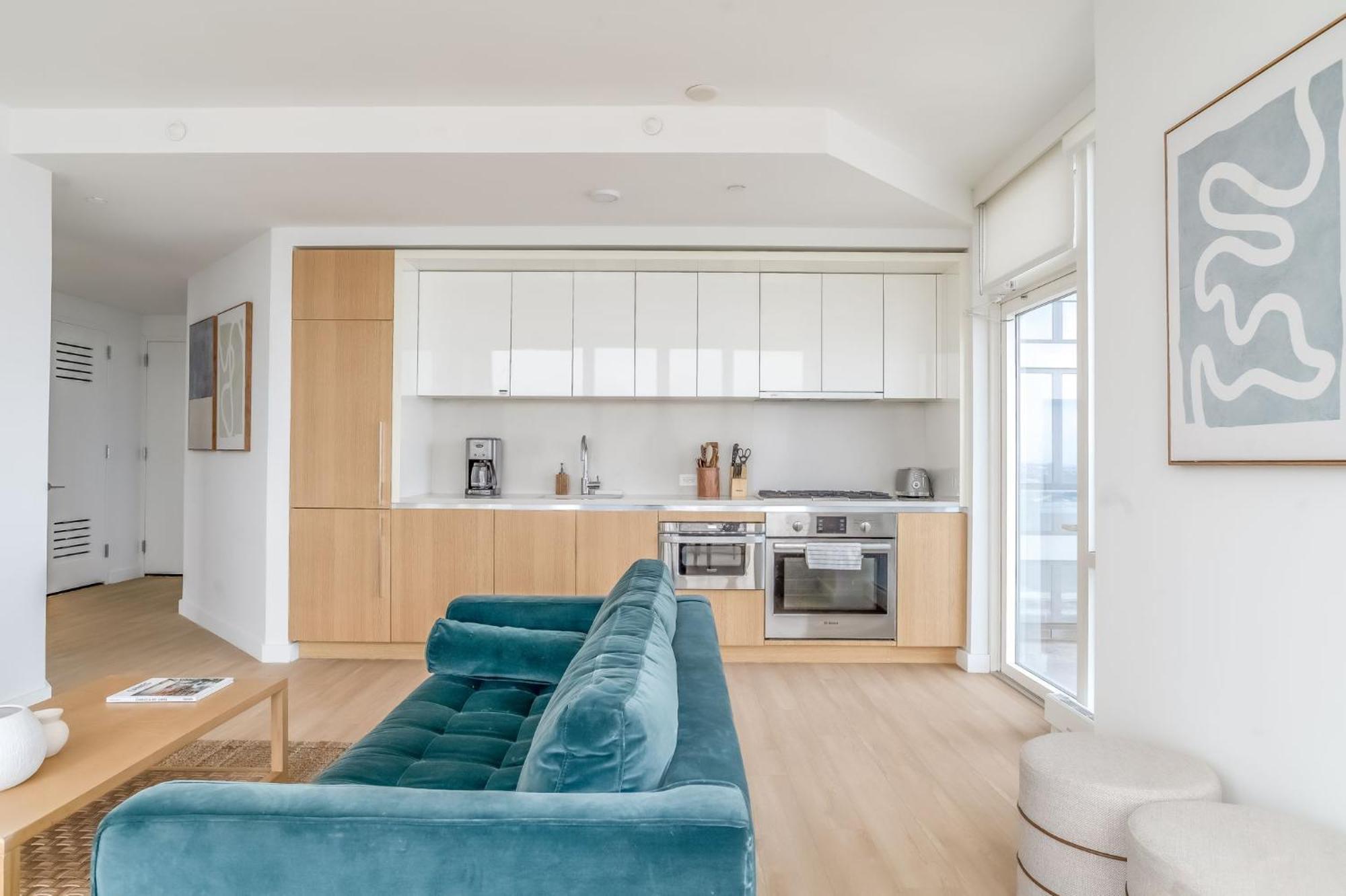 Căn hộ 2bd2bth Hidden Gem Lux Views