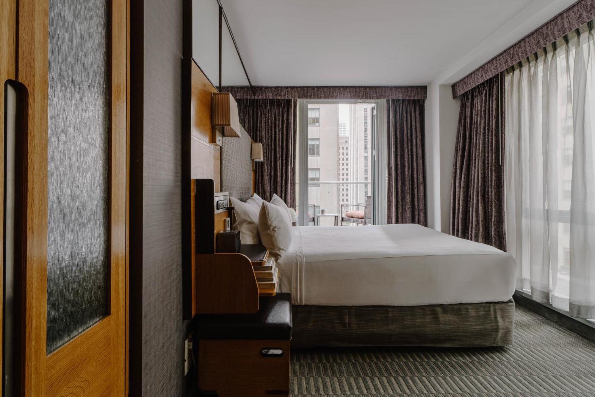 The Jewel Hotel, Nova York
