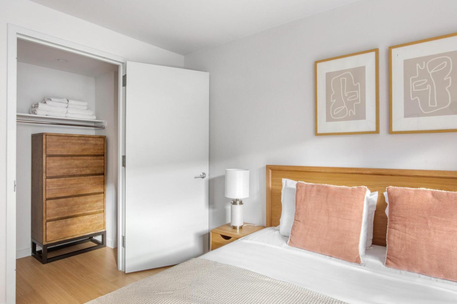 Căn hộ Les 1br W Gym Doorman Wd Nr Park Nyc-1314