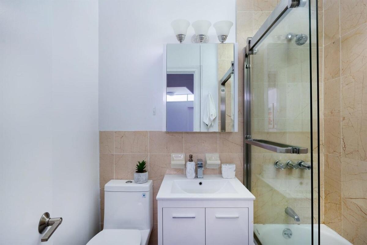 Apartamento 444-3a Newly Renovated 1br - Elevator Building *