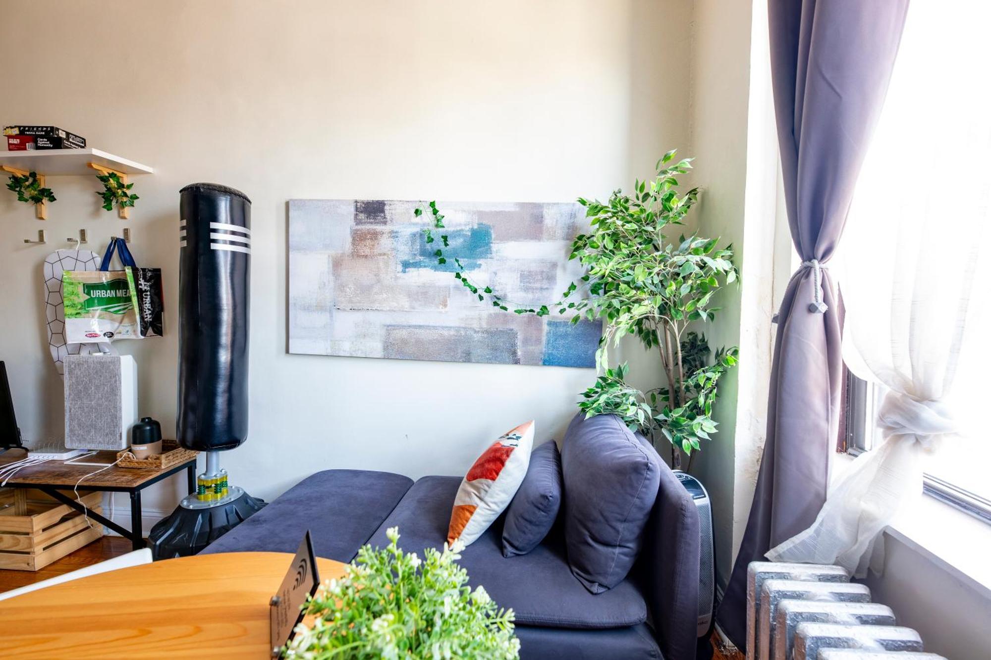 Boho By Delicate Only 25 Min To Times Square Near Citi Field, Us Open Shared Bathroom Cat Friendly Only Nova York
