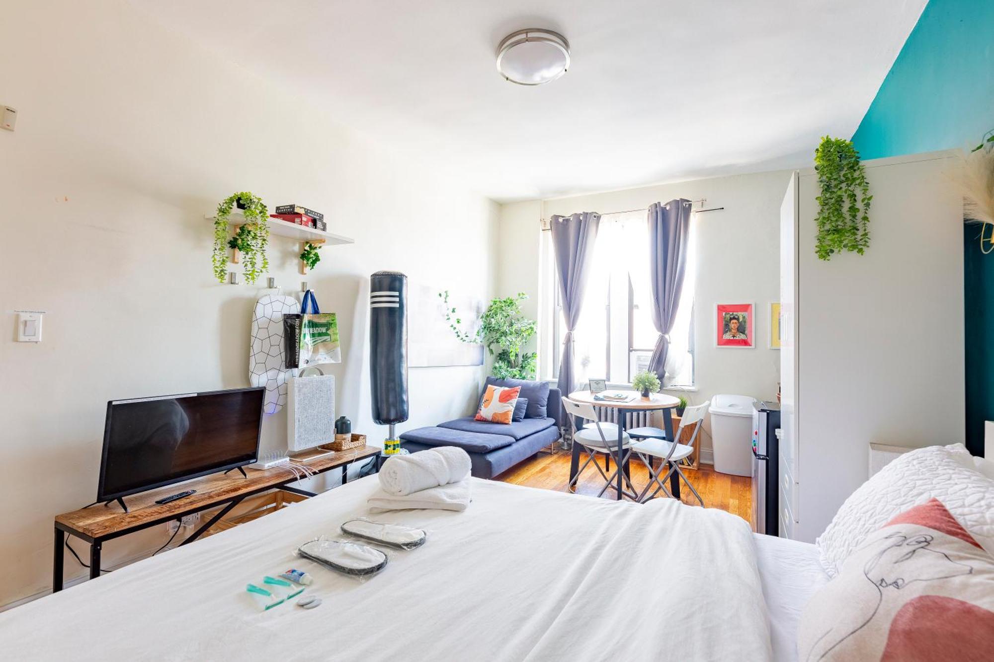 Apartamento Boho By Delicate Only 25 Min To Times Square Near Citi Field, Us Open Shared Bathroom Cat Friendly Only