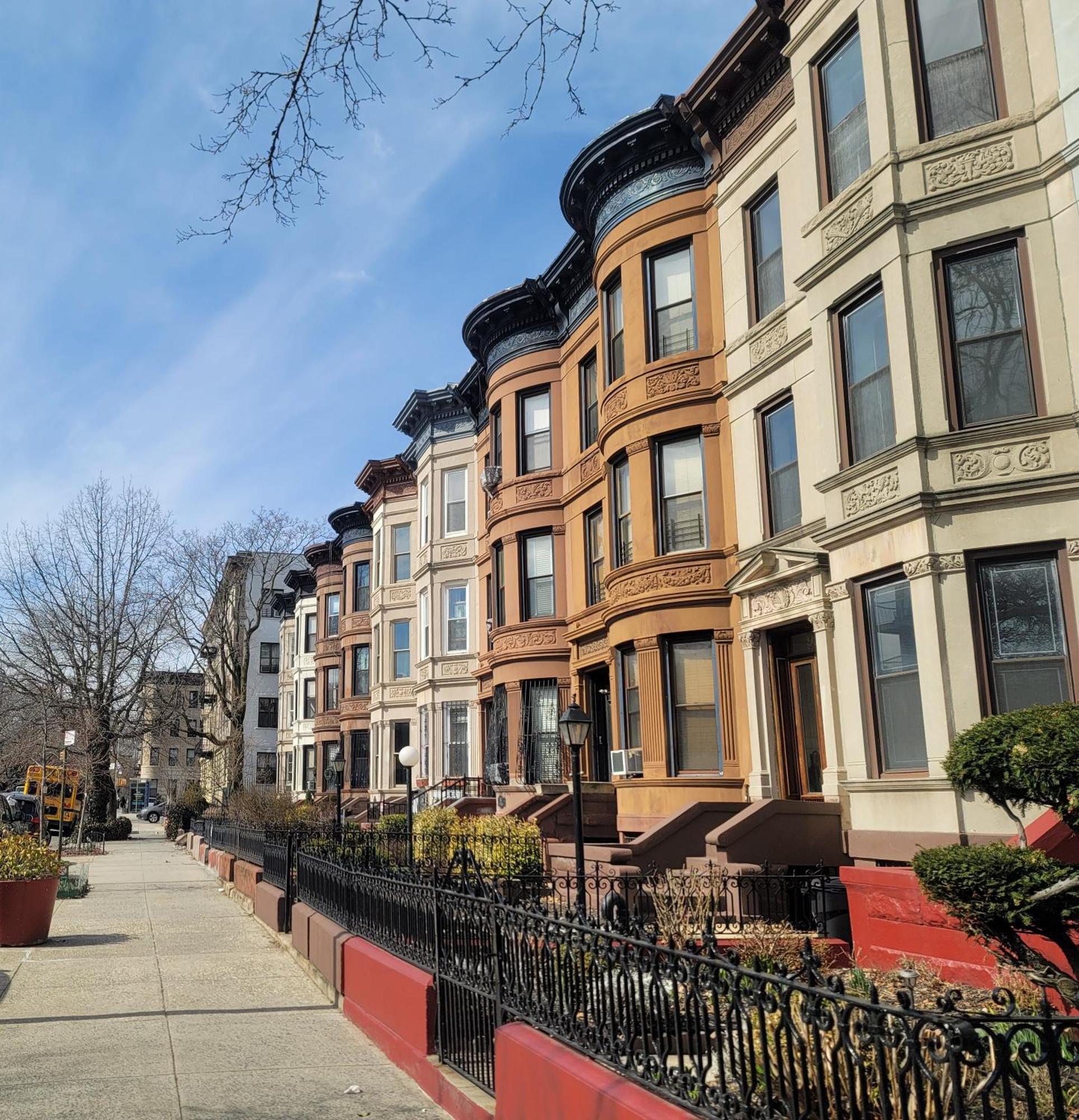 Hospedagem domiciliar In Historic Brooklyn Townhouse *