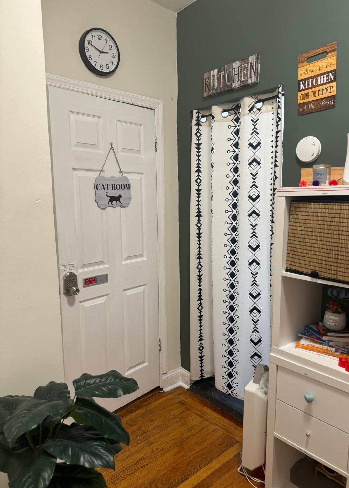 Căn hộ Cat By Delicate Living Conversion Shared Space Only Cat Friendly Only 25 Min To Time Square