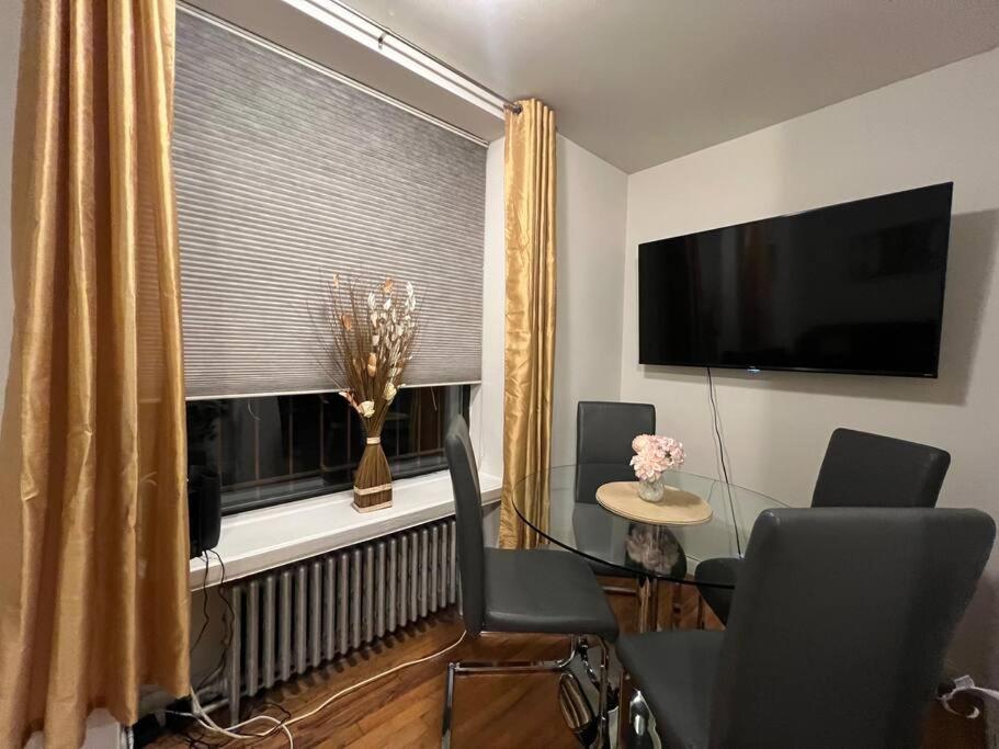 Căn hộ 2bd 2ba Uws Oasis