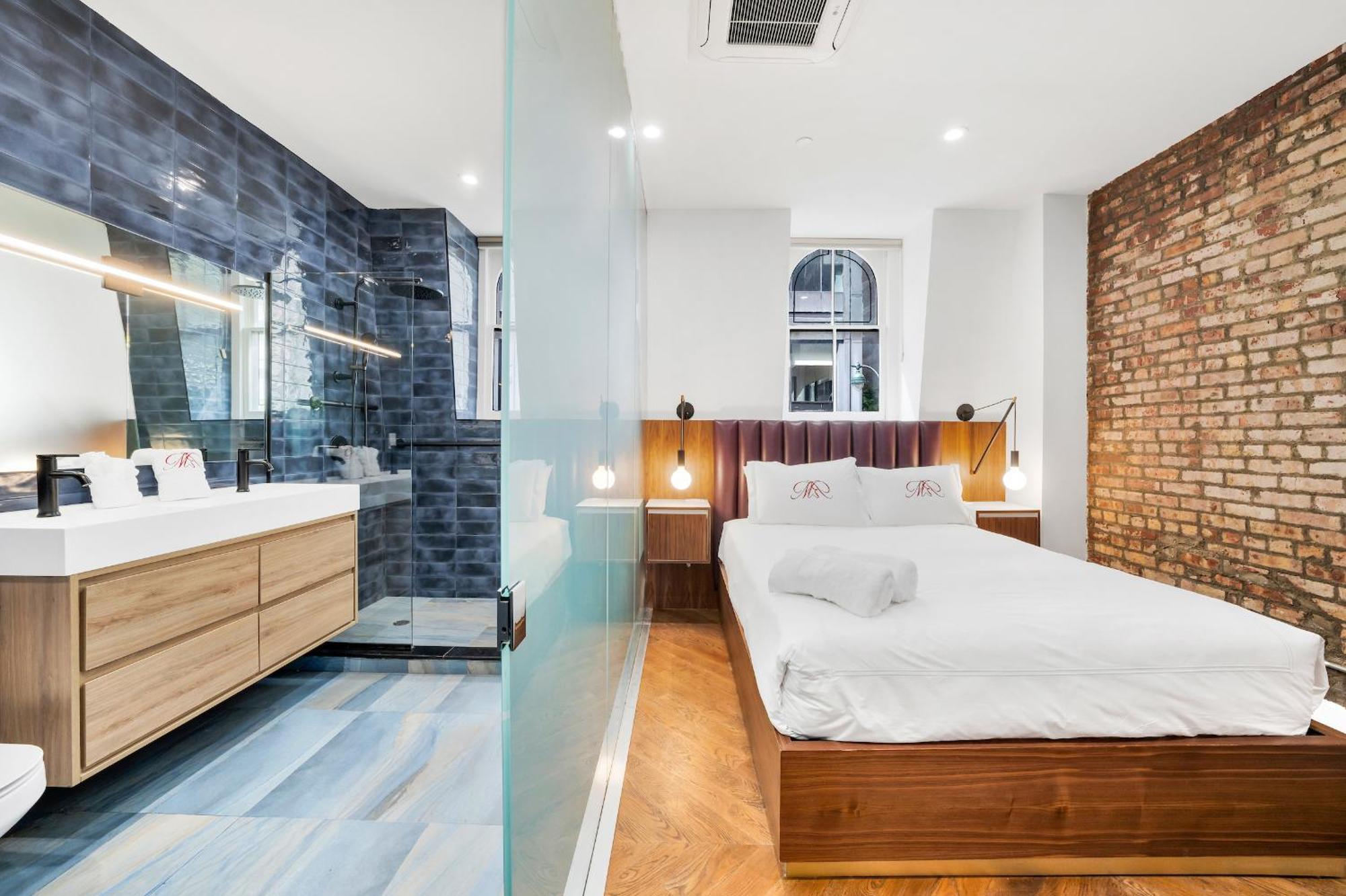 Holiday home Landmarked Nyc Townhome - Sleeps 10 -Group-Friendly New York