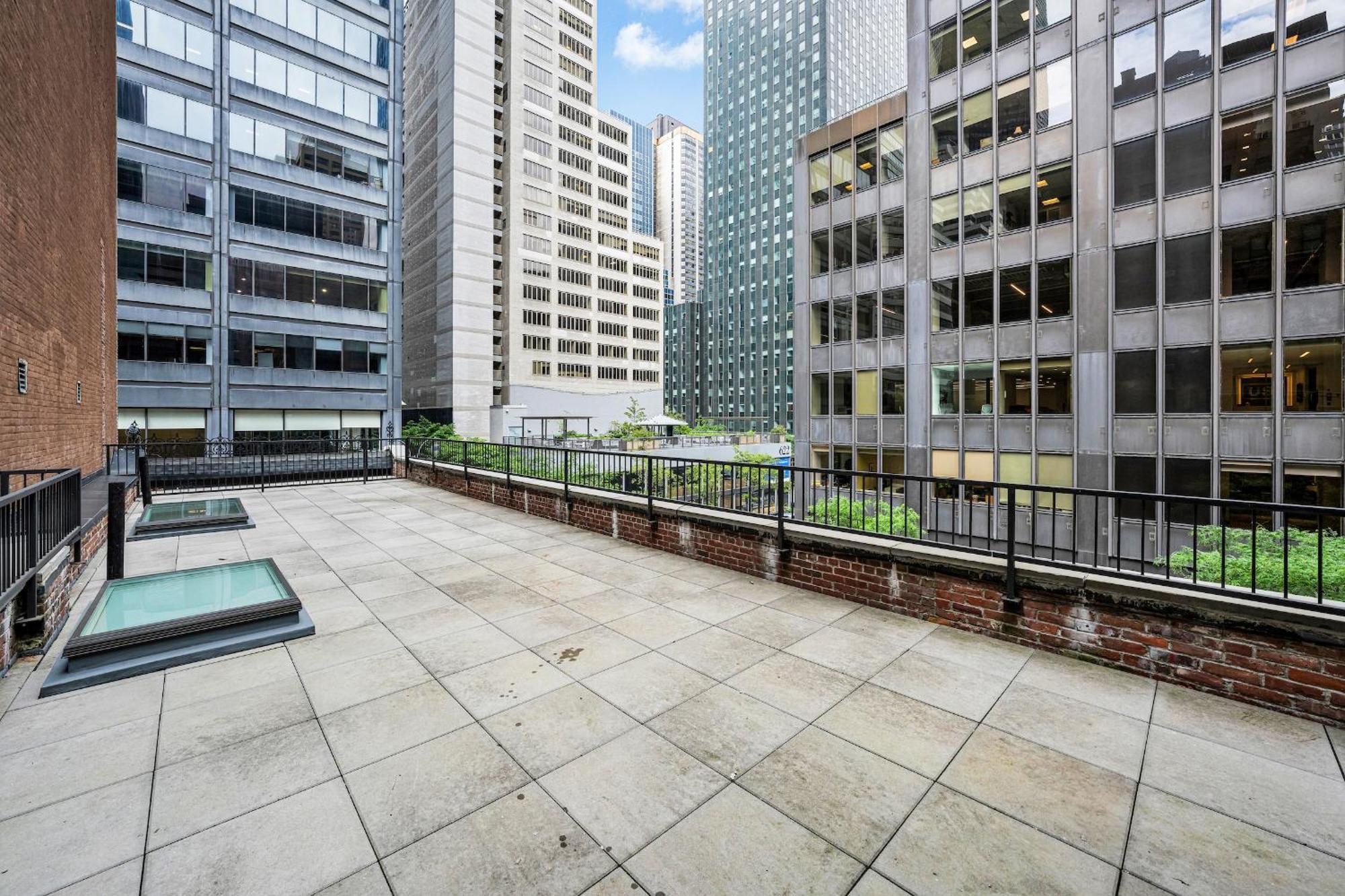 Landmarked Nyc Townhome - Sleeps 10 -Group-Friendly Holiday home *