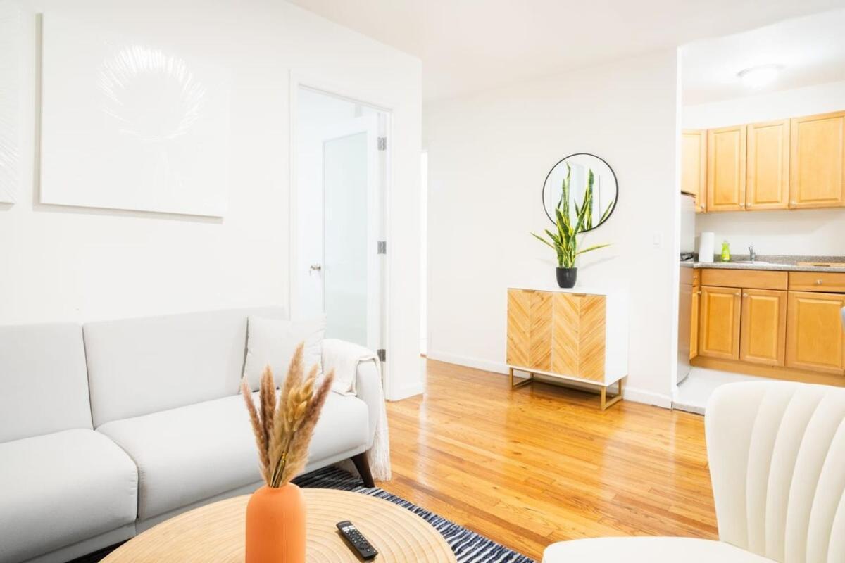 Căn hộ 49-3b Newly Renovated 2br Wd Midtown East