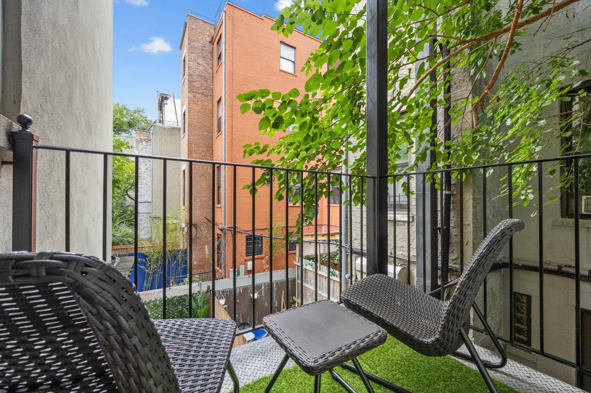 Apartamento 1 Min To Subway, King Bed Luxurious Airy Space Patio At 