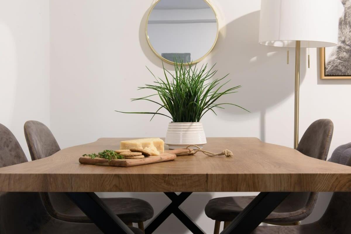 Căn hộ 39-1 Renovated 3br New York