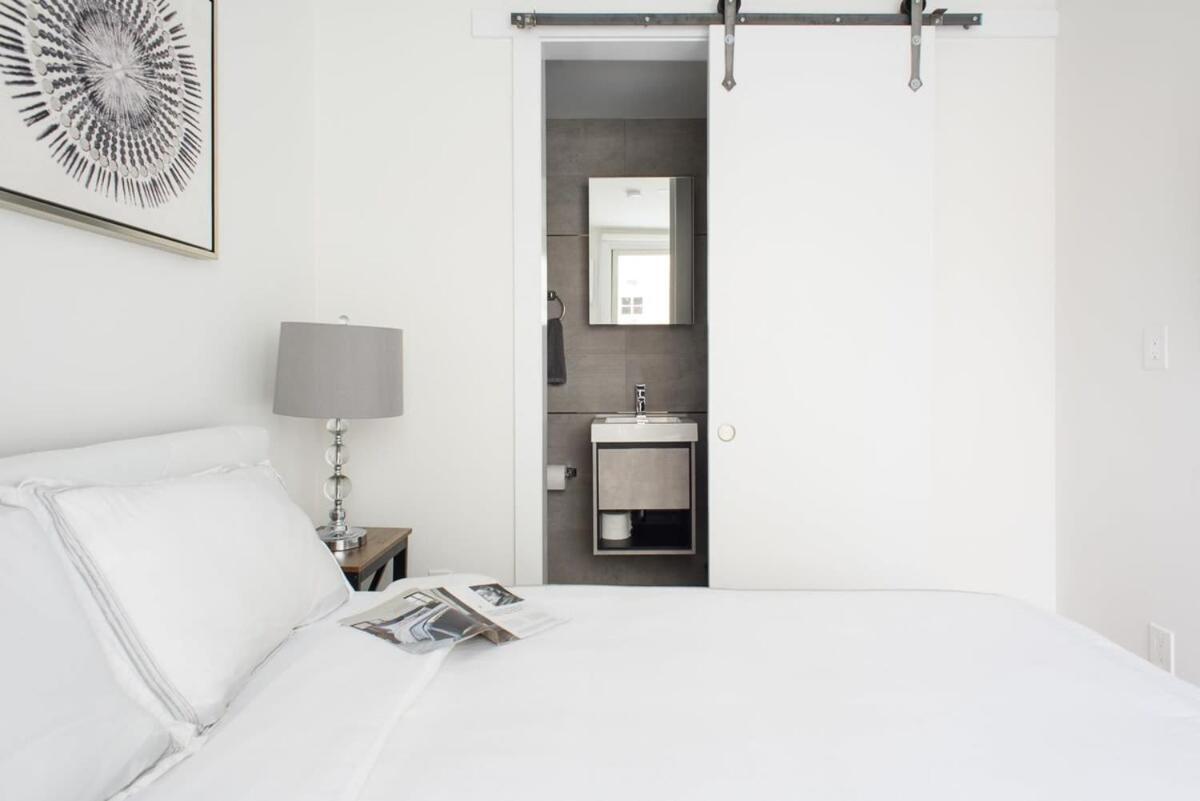 Căn hộ 1597-phs New 1br-2bath Ph Duplex Outdoor Deck New York