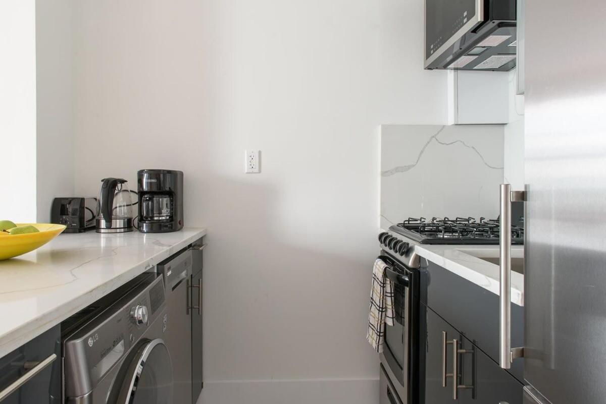 1597-phs New 1br-2bath Ph Duplex Outdoor Deck Căn hộ *