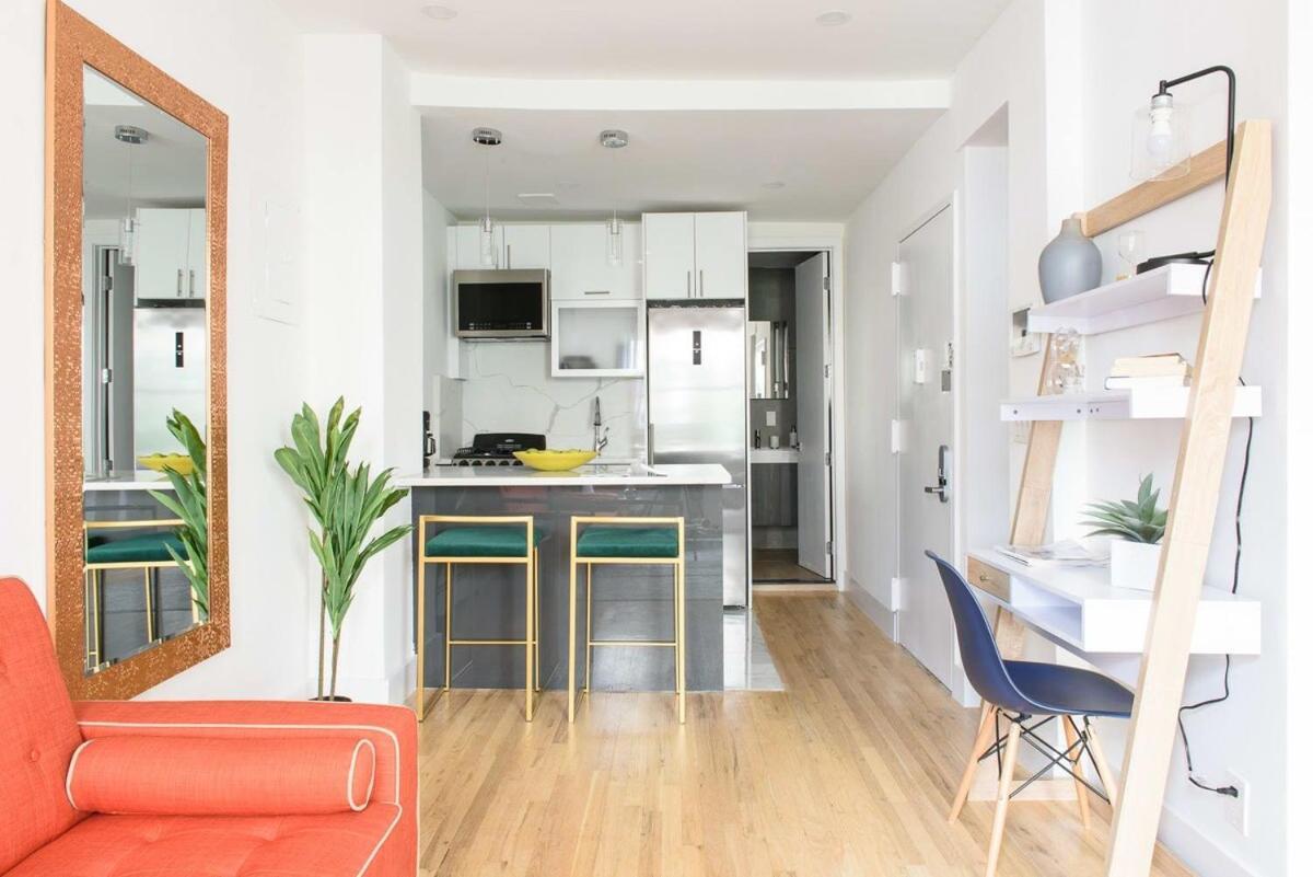 1597-phs New 1br-2bath Ph Duplex Outdoor Deck Căn hộ *