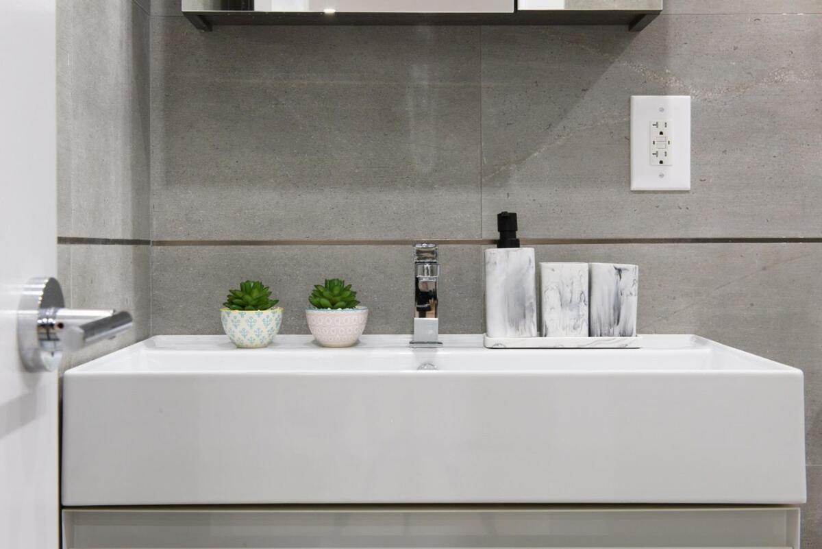 78 2a Brand New 1br Prime Ues Wd In Unit Căn hộ
