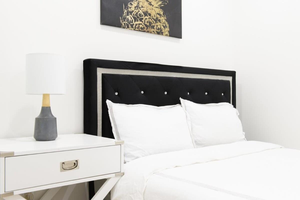 Căn hộ 75-4a Brand New 3br Prime Ues W&d In Unit *