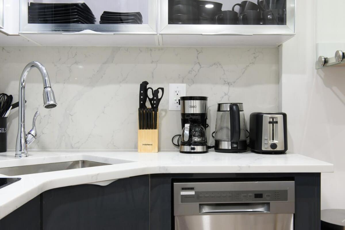 Căn hộ 75-4a Brand New 3br Prime Ues W&d In Unit New York