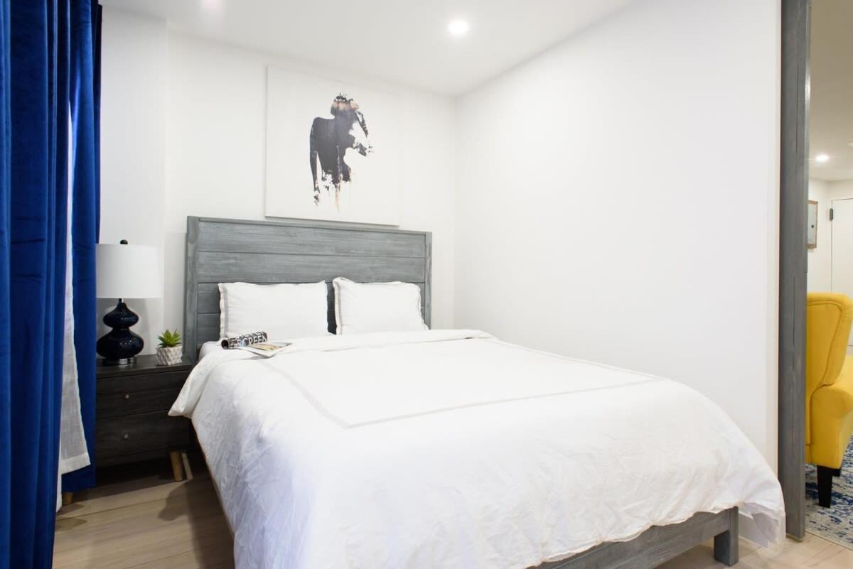 Căn hộ 75-4a Brand New 3br Prime Ues W&d In Unit *