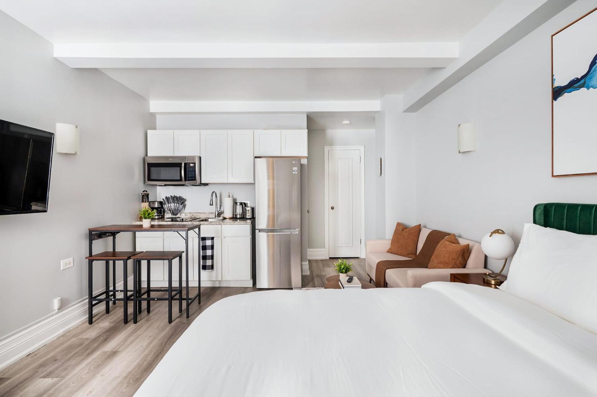 73-310 Newly Reno Uws Doorman Gym Laundry Apartamento