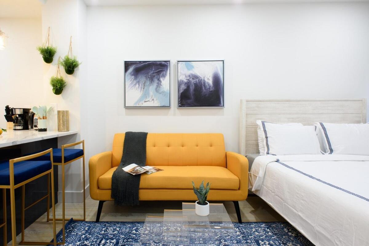 1597-9 Renovated Prime Ues Wd In Unit Nova York