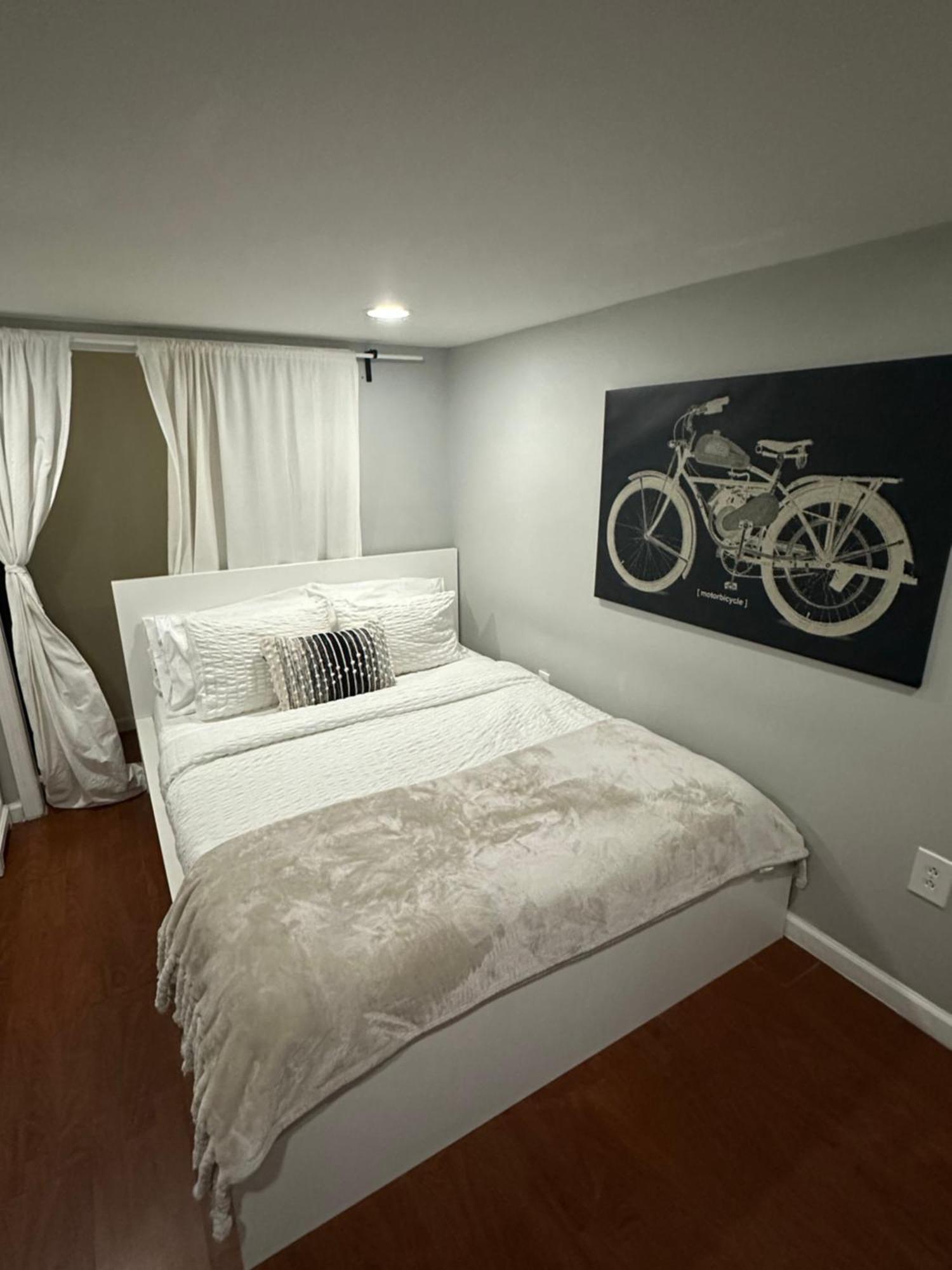 Morris Park Area Apartamento