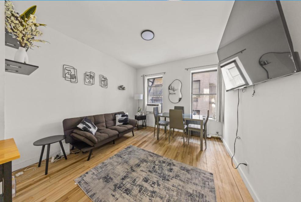 Upscale Retreat - One Bedroom In Downtown Manhattan's Union Square Căn hộ *