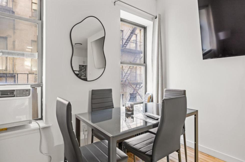 Căn hộ Upscale Retreat - One Bedroom In Downtown Manhattan's Union Square New York